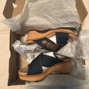Stylish Clark’s Denim and Brown Wedge Sandals
